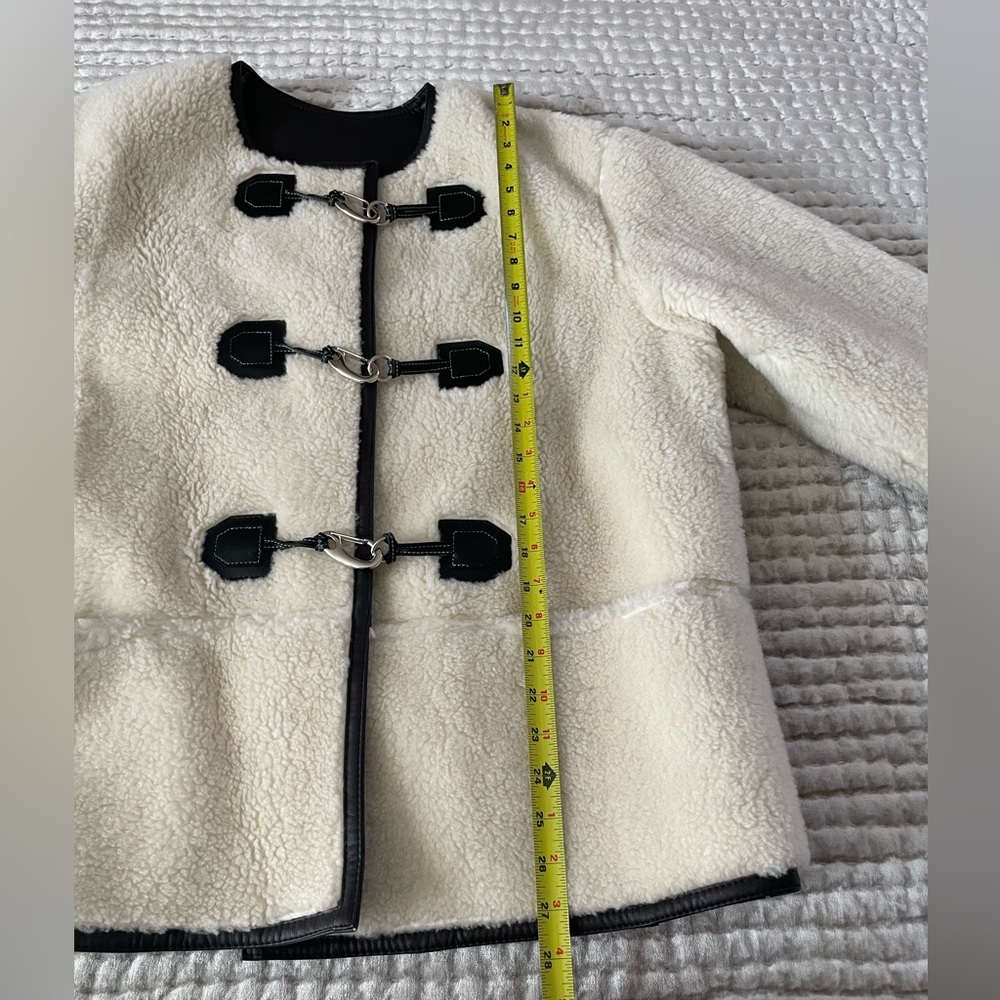 Korea by We Are Shearling Jacket Wool blend Teddy Double Sided One Size - Picture 7 of 16